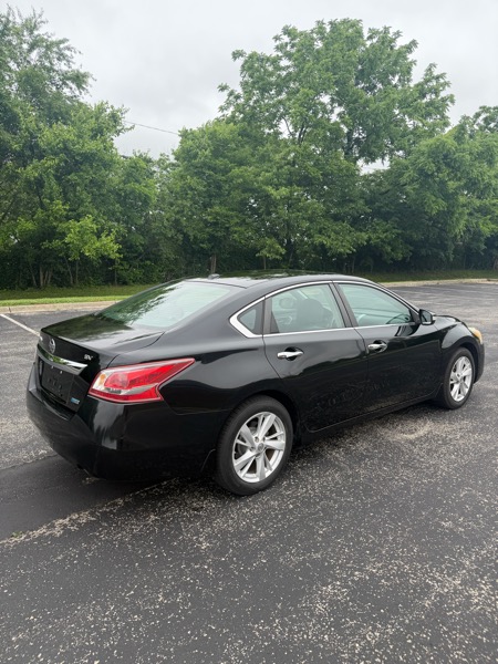 Nissan Altima 2.5 SV Sedan 2013