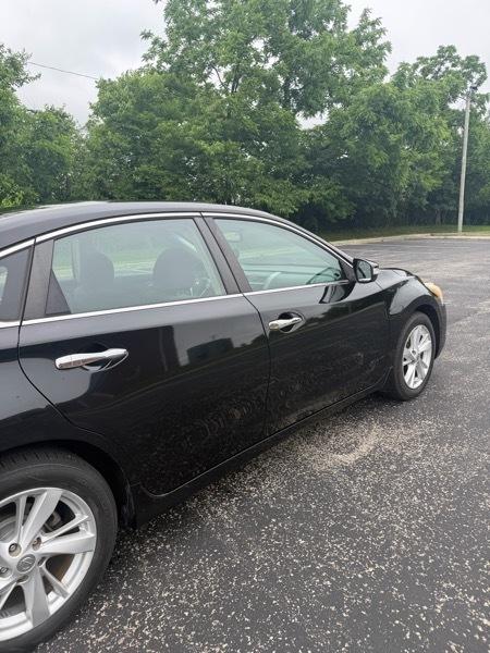 Nissan Altima 2.5 SV Sedan 2013
