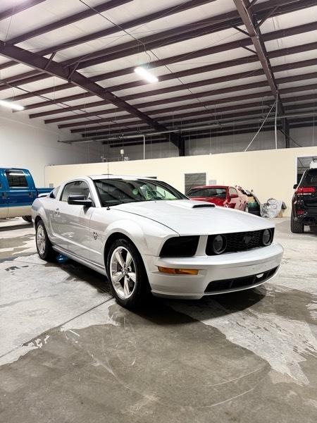 Ford Mustang 2dr Cpe GT Premium 2009