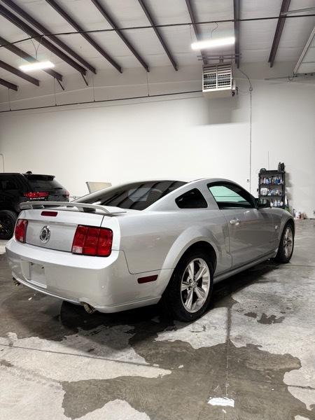 Ford Mustang 2dr Cpe GT Premium 2009
