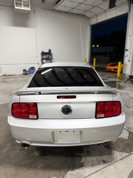 Ford Mustang 2dr Cpe GT Premium 2009