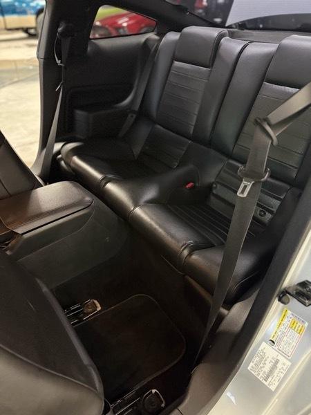 Ford Mustang 2dr Cpe GT Premium 2009