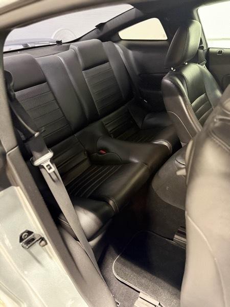 Ford Mustang 2dr Cpe GT Premium 2009