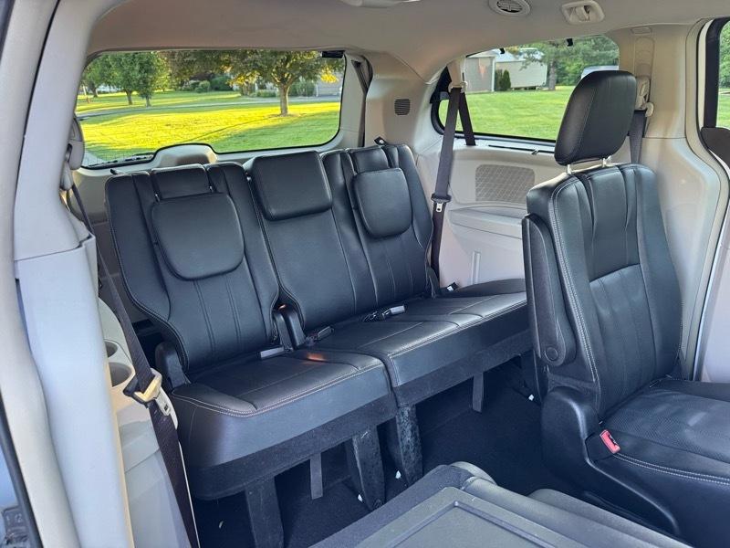 Chrysler Town & Country Touring-L 2015