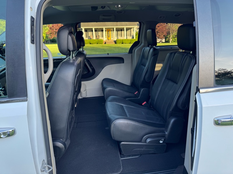 Chrysler Town & Country Touring-L 2015