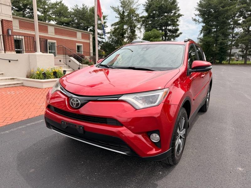 Toyota RAV4 XLE AWD 2017