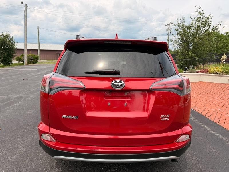 Toyota RAV4 XLE AWD 2017