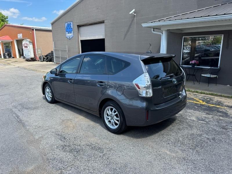 Toyota Prius V Three 2014
