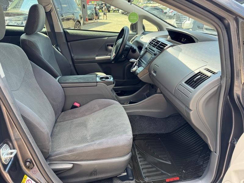 Toyota Prius V Three 2014