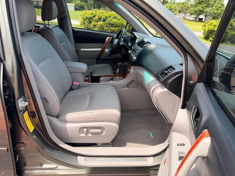 Toyota Highlander Limited 2008