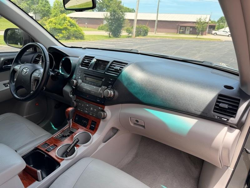 Toyota Highlander Limited 2008