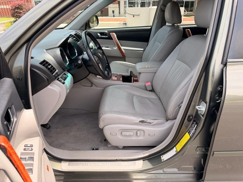 Toyota Highlander Limited 2008