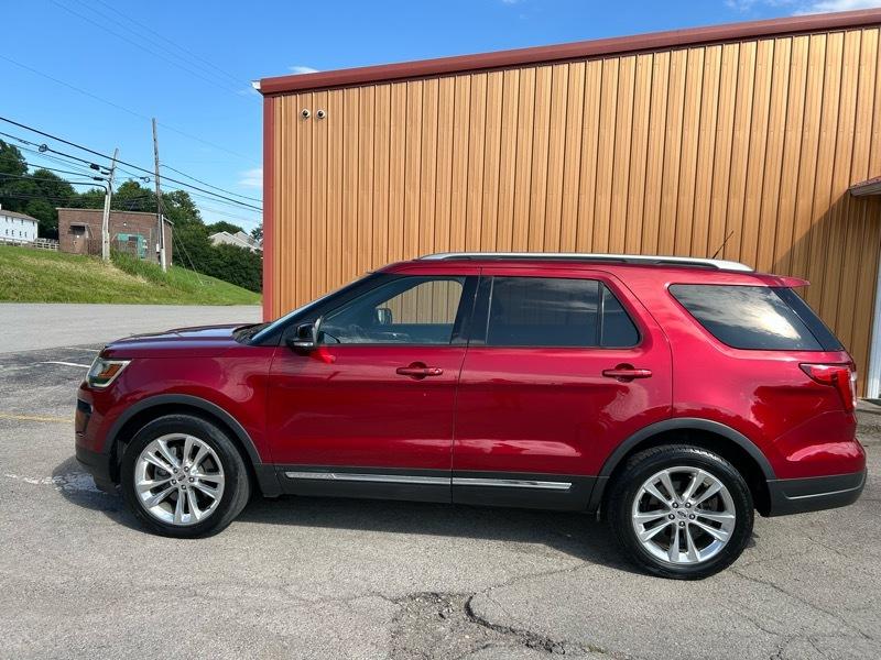 Ford Explorer XLT 4WD 2018