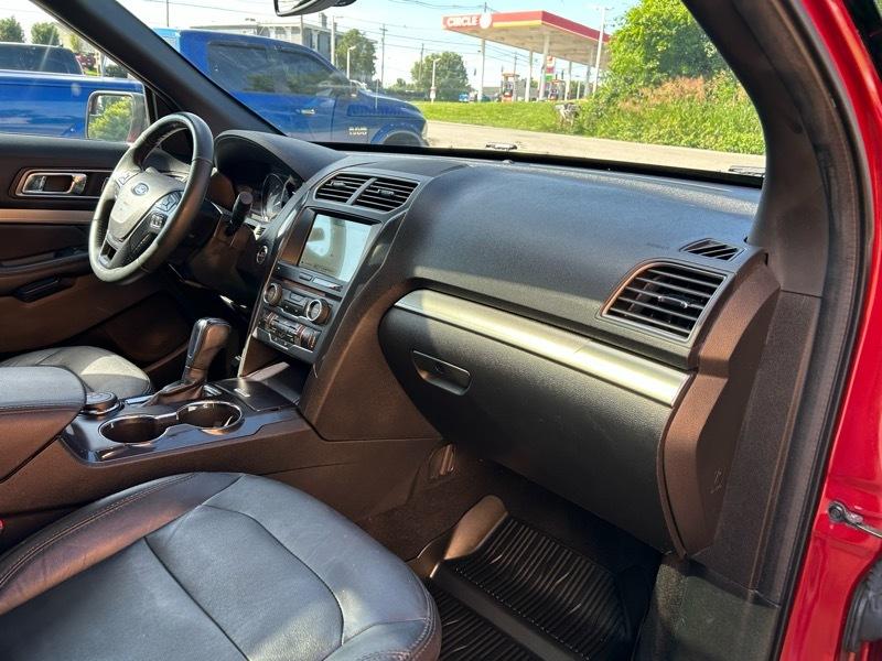 Ford Explorer XLT 4WD 2018