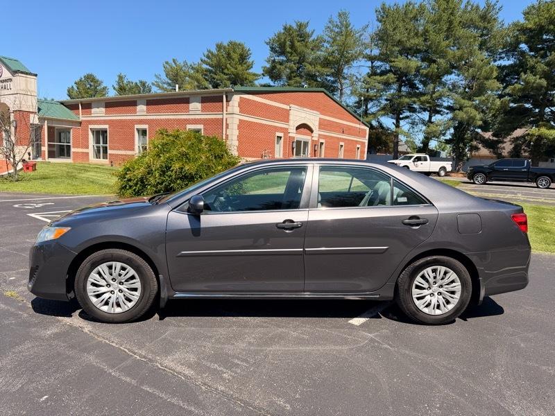 Toyota Camry LE 2012