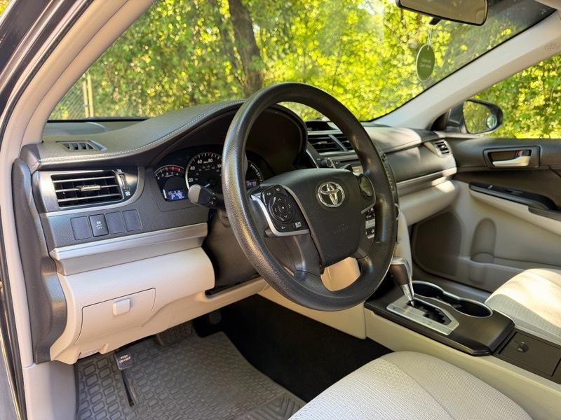 Toyota Camry LE 2012