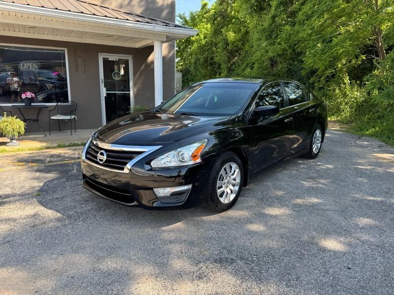 Nissan Altima 2.5 S 2015