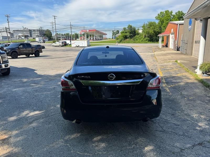 Nissan Altima 2.5 S 2015