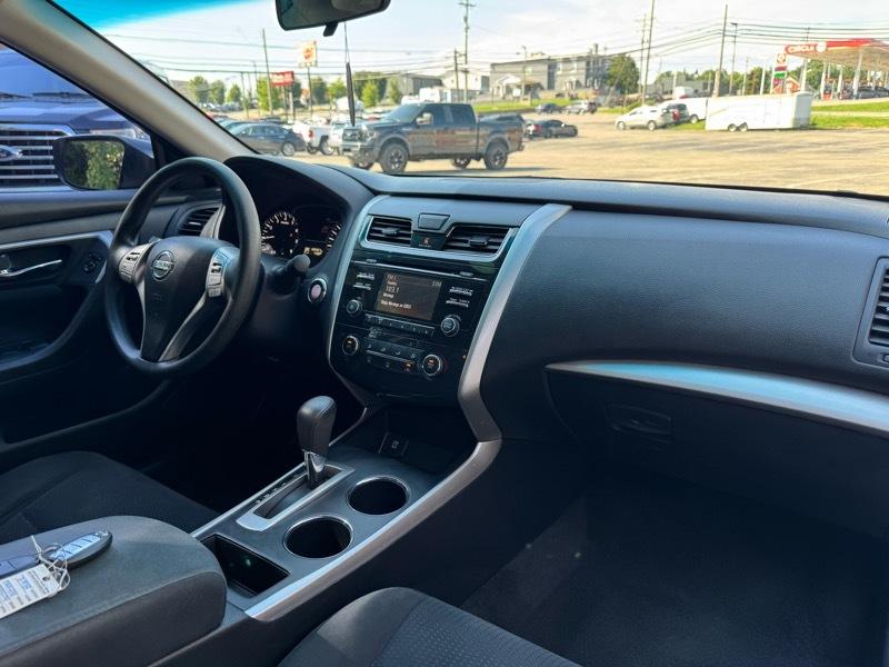 Nissan Altima 2.5 S 2015