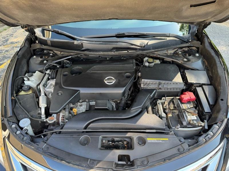 Nissan Altima 2.5 S 2015