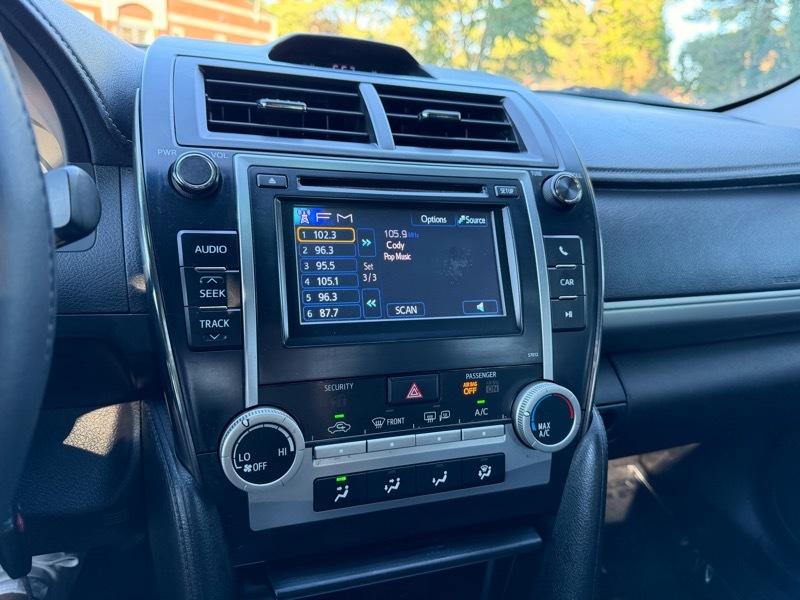 Toyota Camry SE 2012