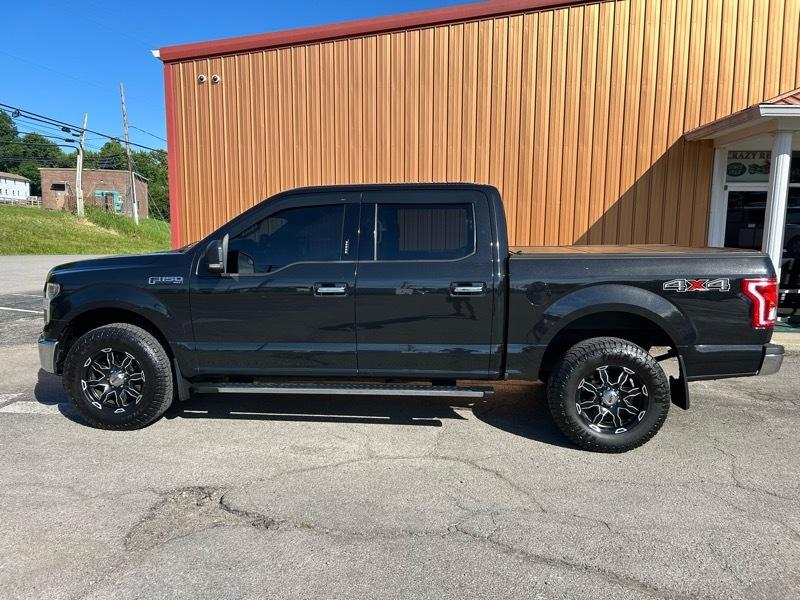 Ford F-150 XLT SuperCrew 5.5-ft. Bed 4WD 2015