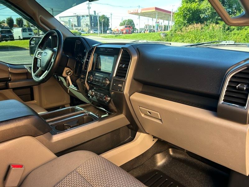 Ford F-150 XLT SuperCrew 5.5-ft. Bed 4WD 2015