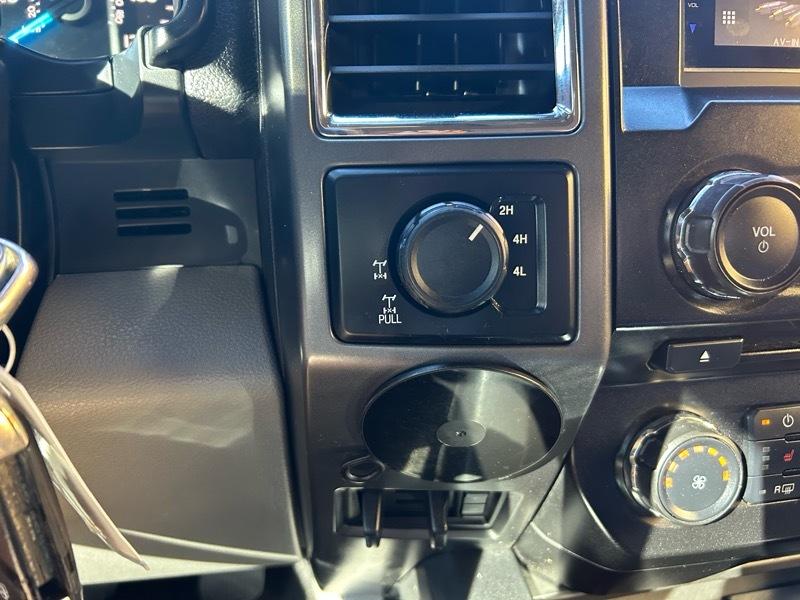 Ford F-150 XLT SuperCrew 5.5-ft. Bed 4WD 2015