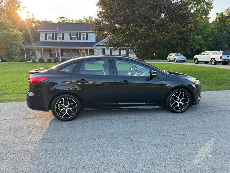 Ford Focus SE Sedan 2015