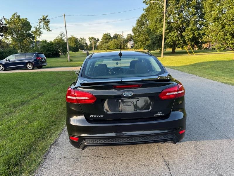 Ford Focus SE Sedan 2015