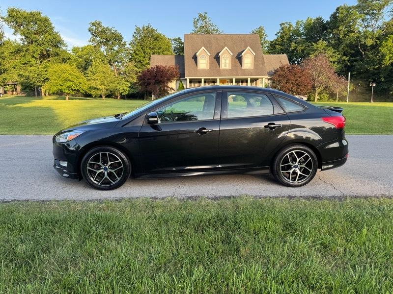 Ford Focus SE Sedan 2015