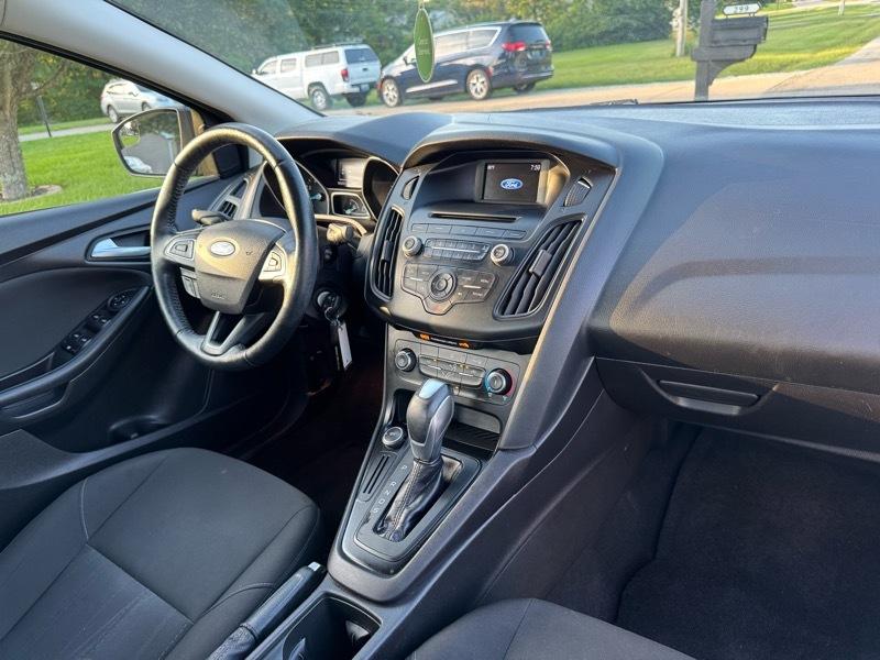 Ford Focus SE Sedan 2015