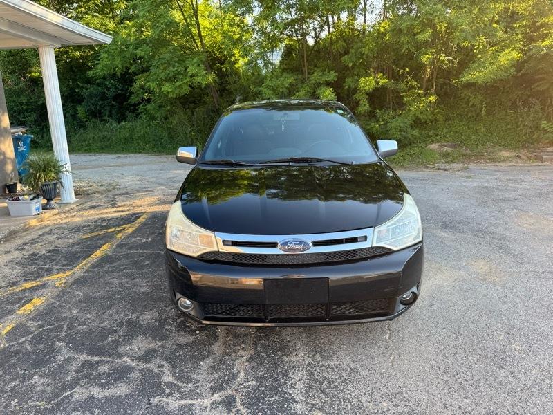 Ford Focus SEL Sedan 2010