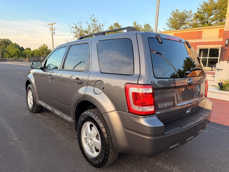 Ford Escape XLT 4WD 2011