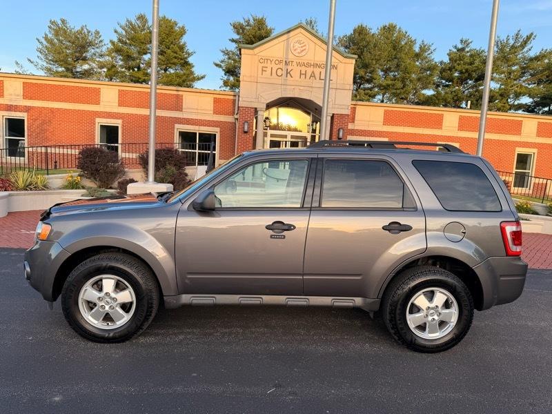 Ford Escape XLT 4WD 2011
