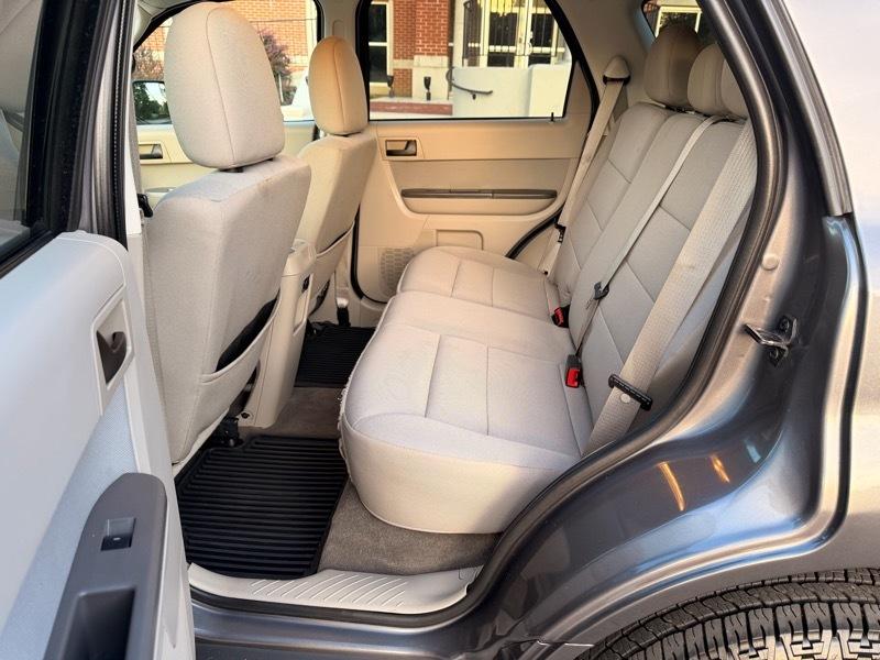 Ford Escape XLT 4WD 2011