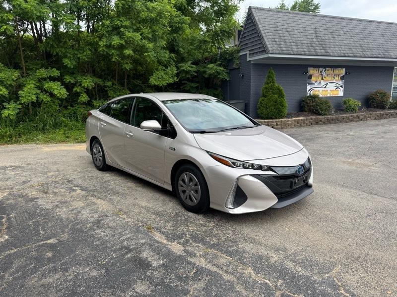Toyota Prius Prime Plus 2018