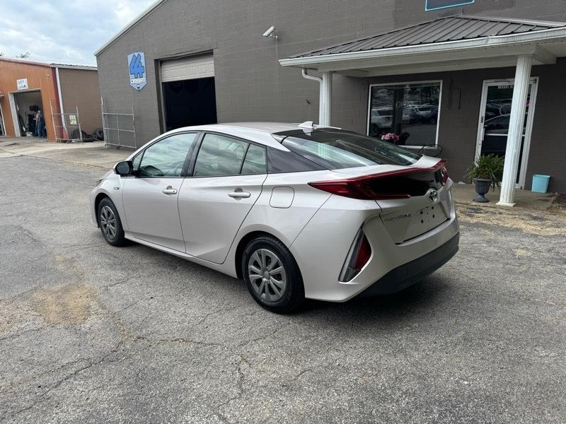 Toyota Prius Prime Plus 2018