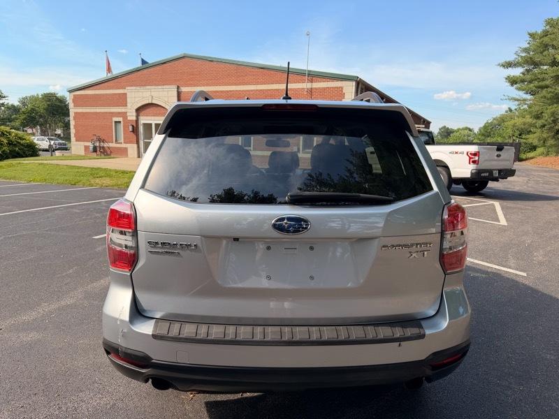 Subaru Forester 2.0XT Touring 2015