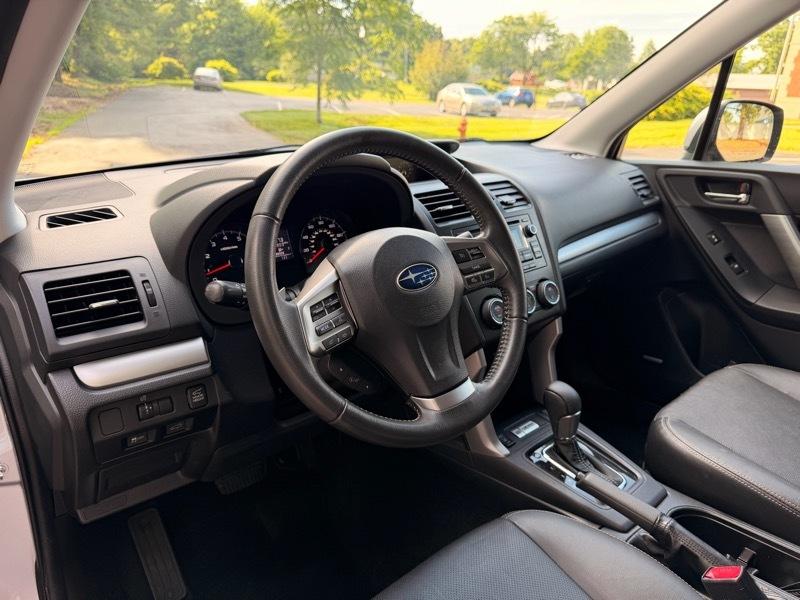 Subaru Forester 2.0XT Touring 2015