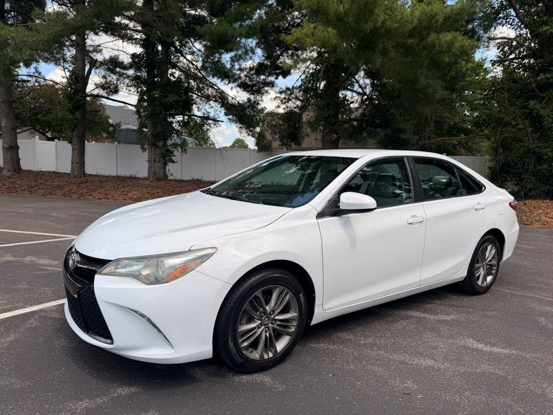 Toyota Camry SE 2016