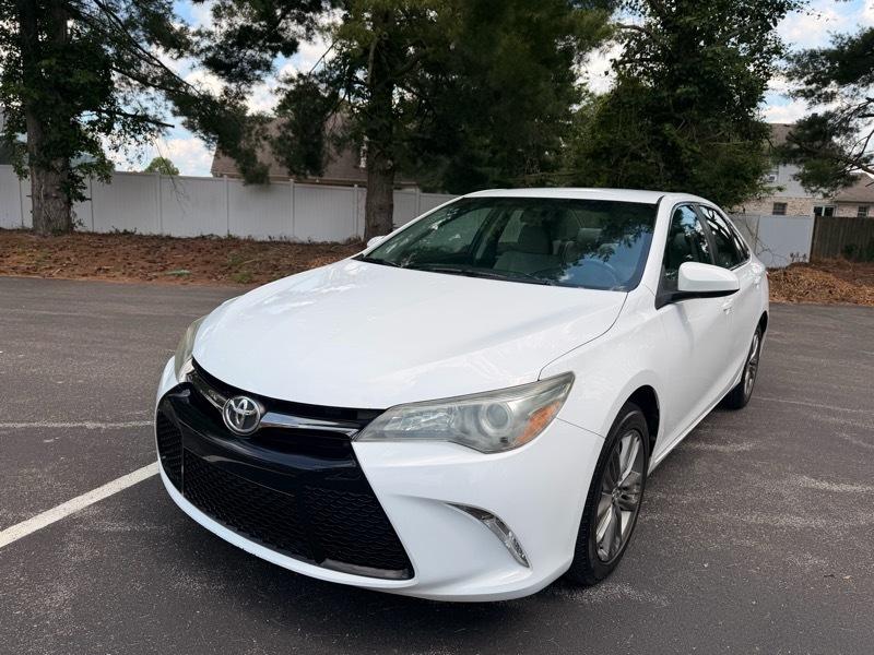 Toyota Camry SE 2016