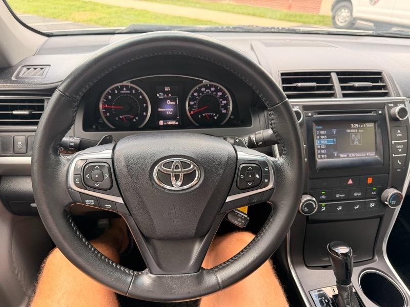Toyota Camry SE 2016