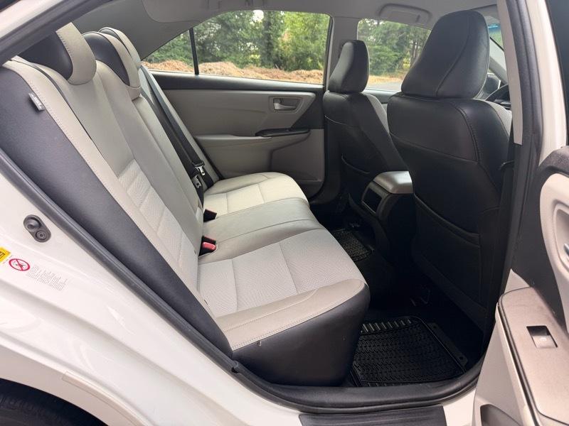 Toyota Camry SE 2016