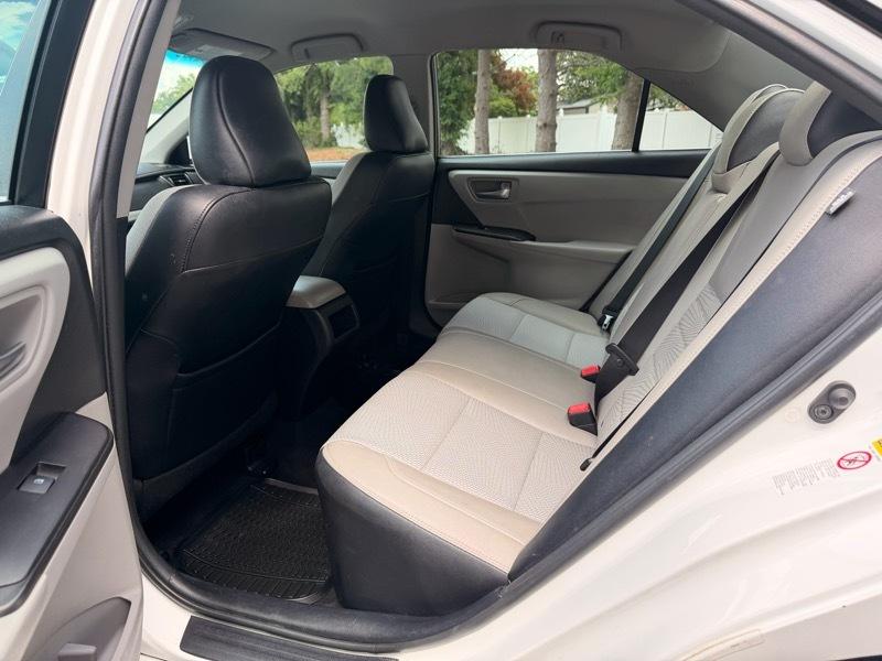 Toyota Camry SE 2016