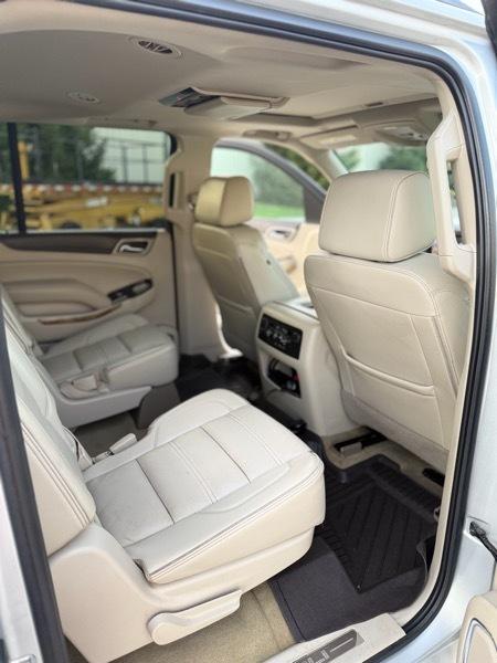 GMC Yukon XL Denali 4WD 2017