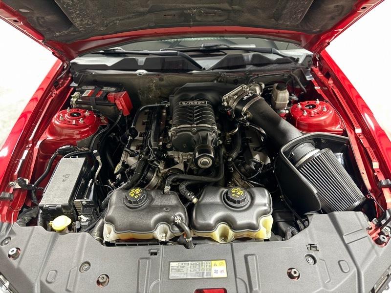 Ford Mustang GT Premium 2D Coupe 2013