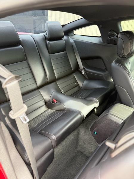 Ford Mustang GT Premium 2D Coupe 2013