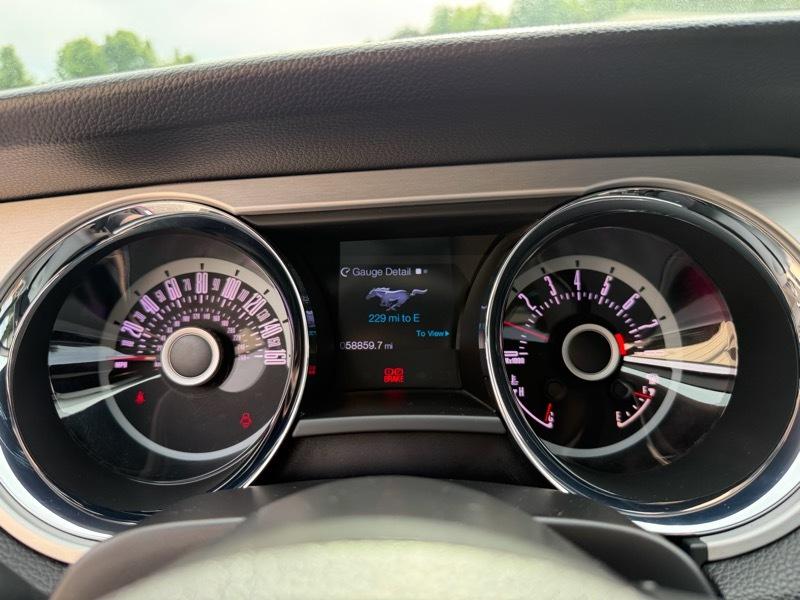 Ford Mustang GT Premium 2D Coupe 2013