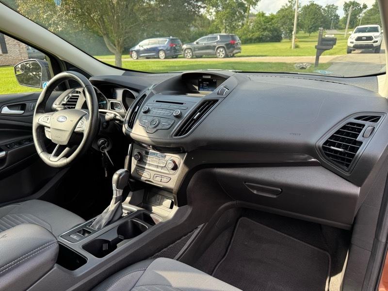 Ford Escape SE FWD 2017